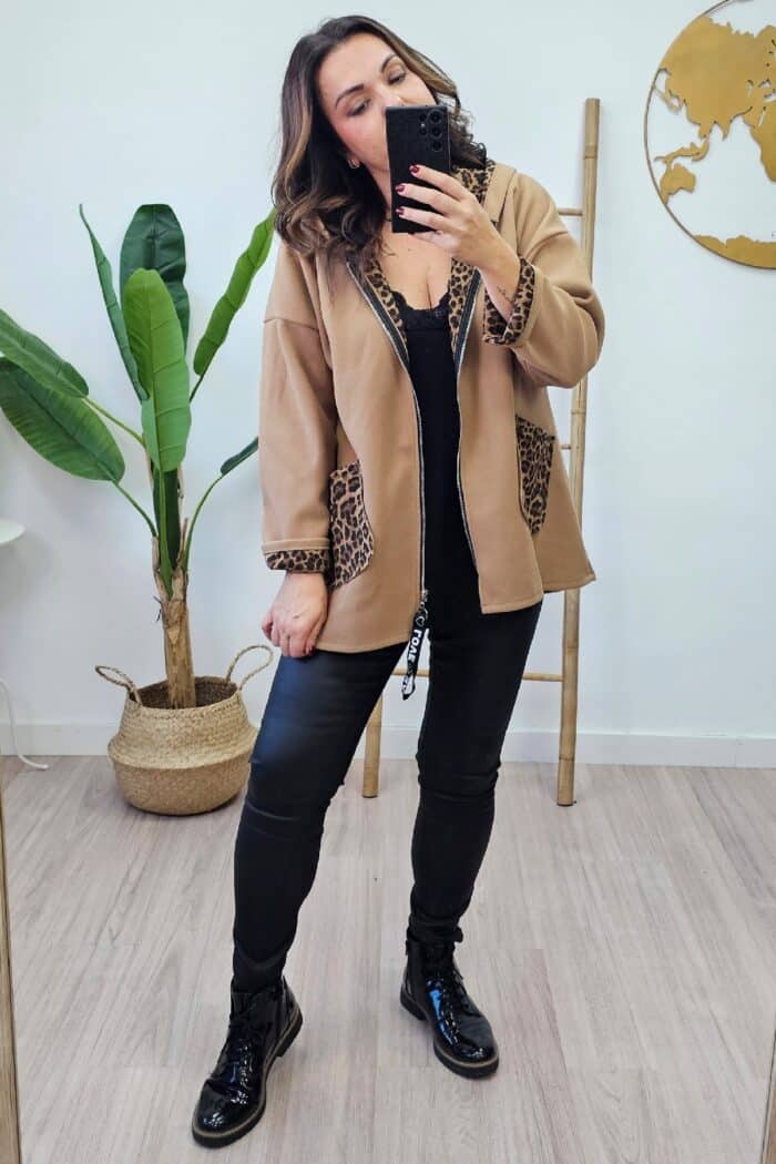 Chaqueta Print Camel