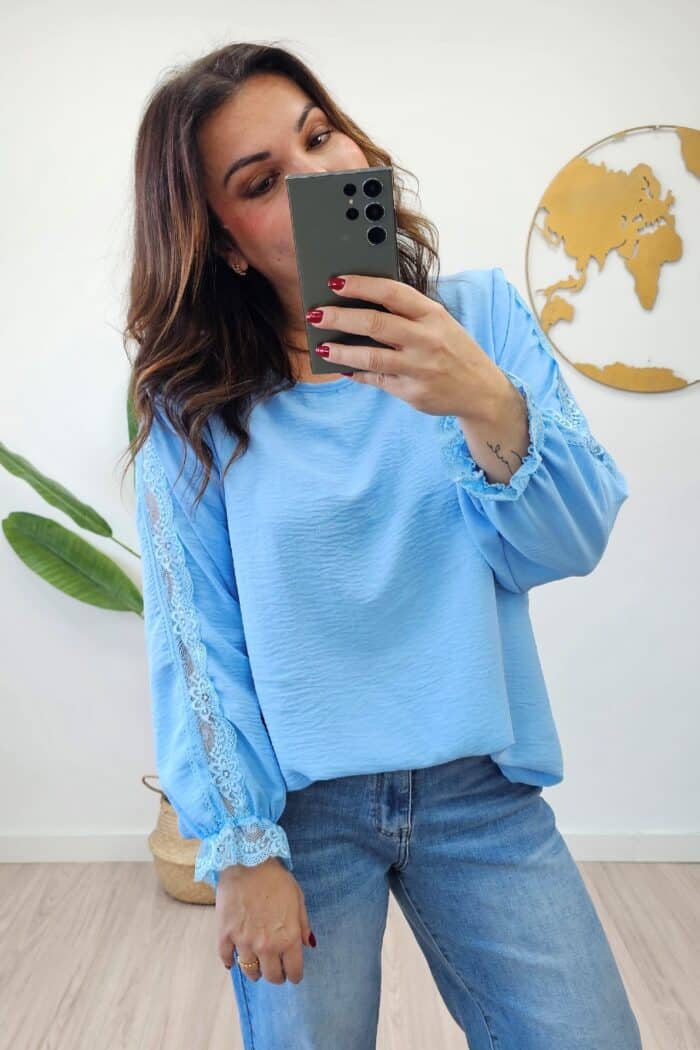 Blusa Lola Celeste