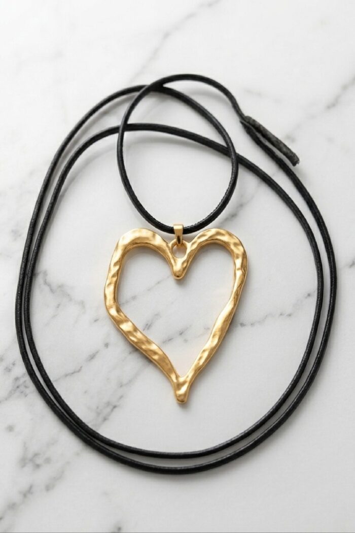 Collar Largo Amor Dorado